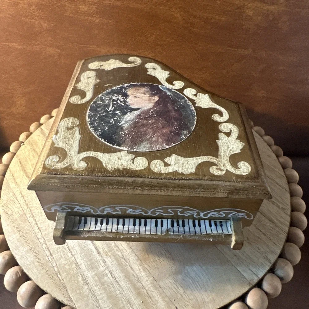 Sankyo Vintage Piano Jewelry Music Box -Red  Velvet-Love Story Theme -French Art